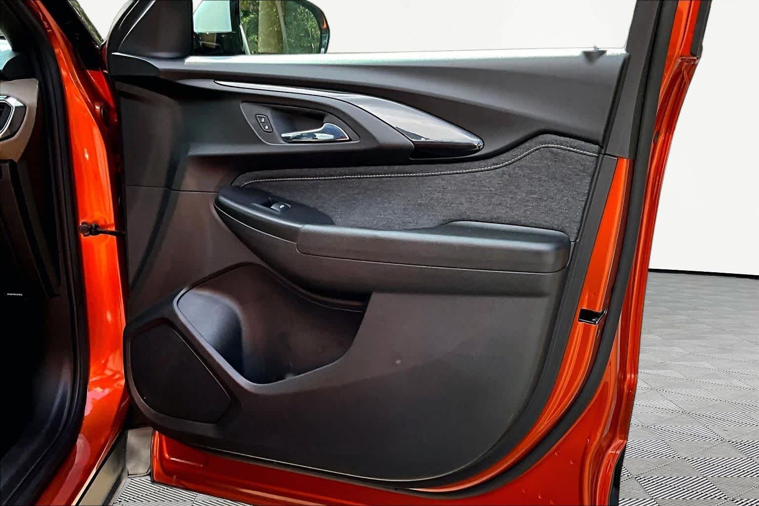 Used 2023 Vivid Orange Metallic Chevrolet ACTIV image 67