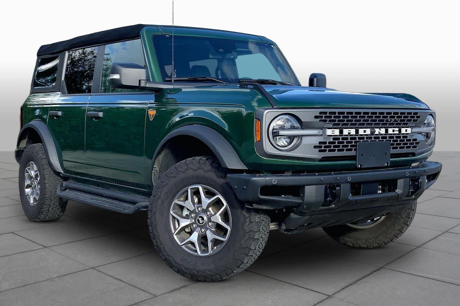 Used 2024 Eruption Green Metallic Ford Badlands image 7