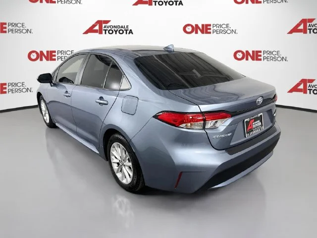 Certified Used 2022  Toyota LE image 6