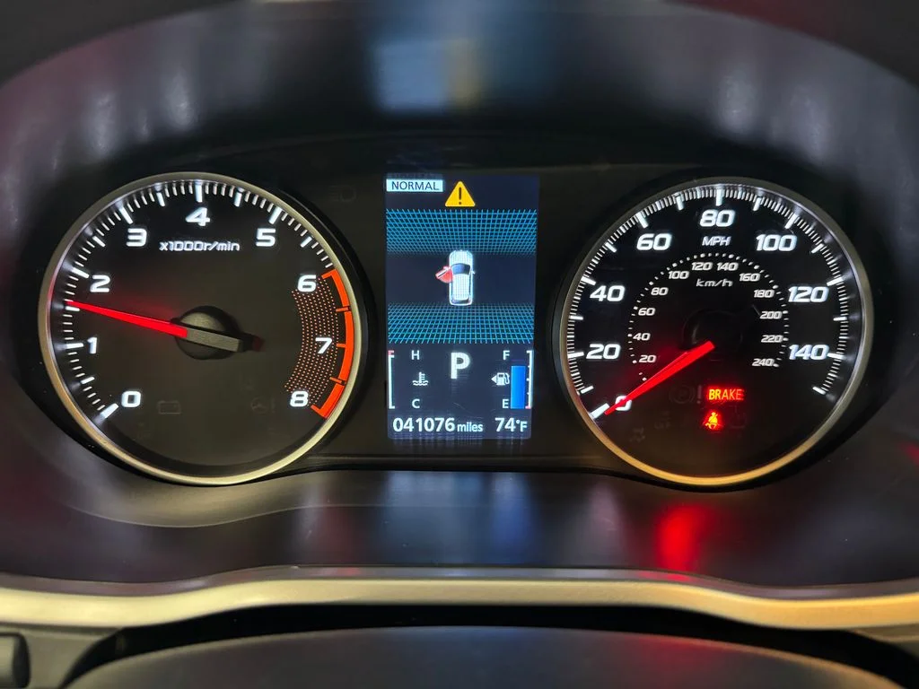 Used 2024 Blue Mitsubishi SE image 20
