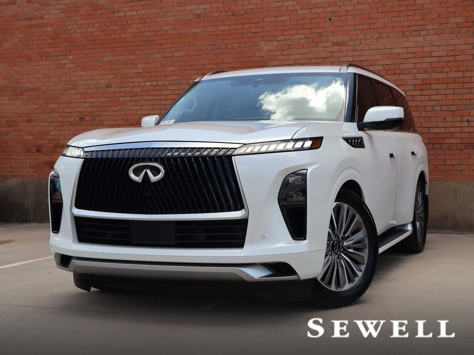 2026 INFINITI QX80 LUXE