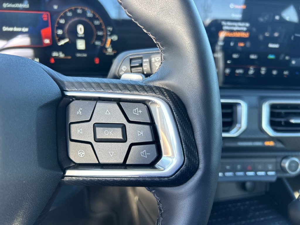 Certified Used 2024 Iconic Silver Metallic Ford GT Premium image 23