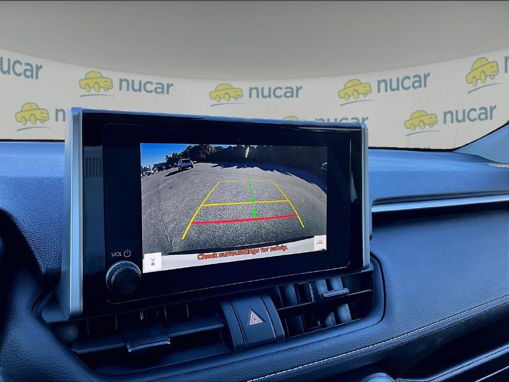 Used 2025 White Toyota XLE image 19