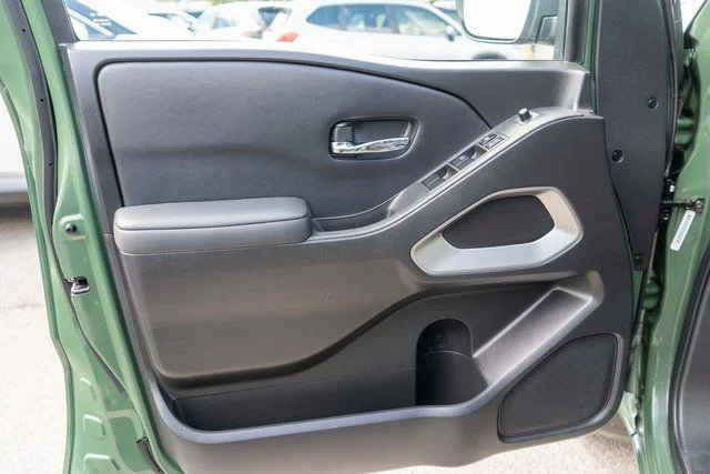 Used 2023 Green Nissan SV image 16