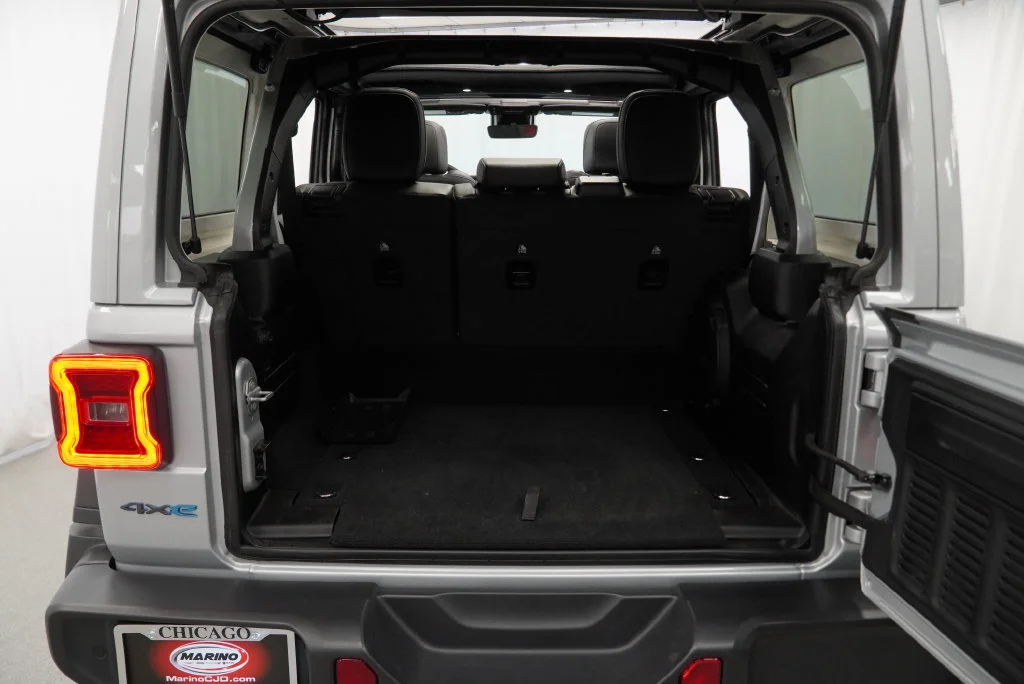 Used 2024 Silver Jeep Rubicon 4xe image 34