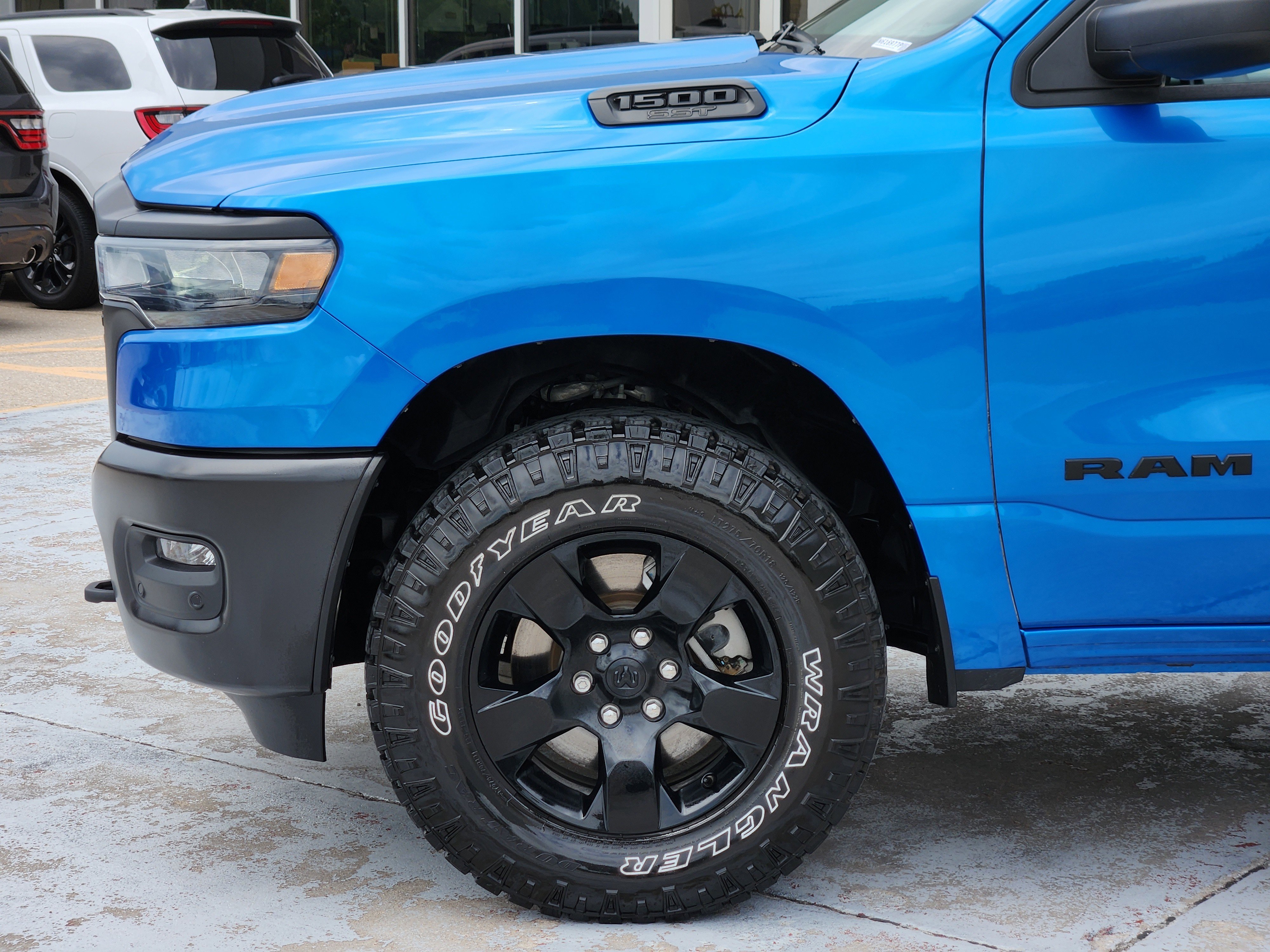 Used 2025 Hydro Blue Pearlcoat Ram Warlock image 9
