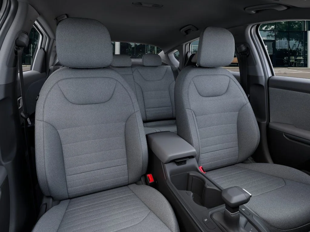 2025 Kia K4 EX - Photo 19