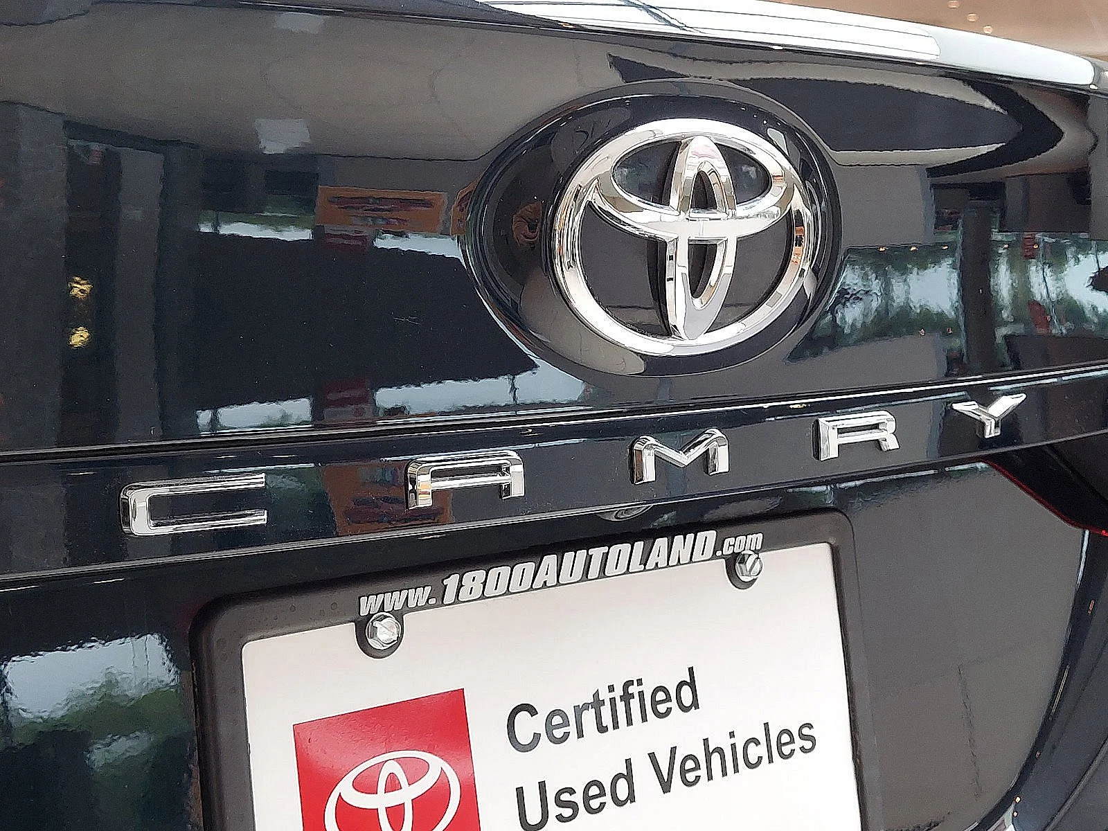 Used 2019 Blue Streak Metallic Toyota LE image 24