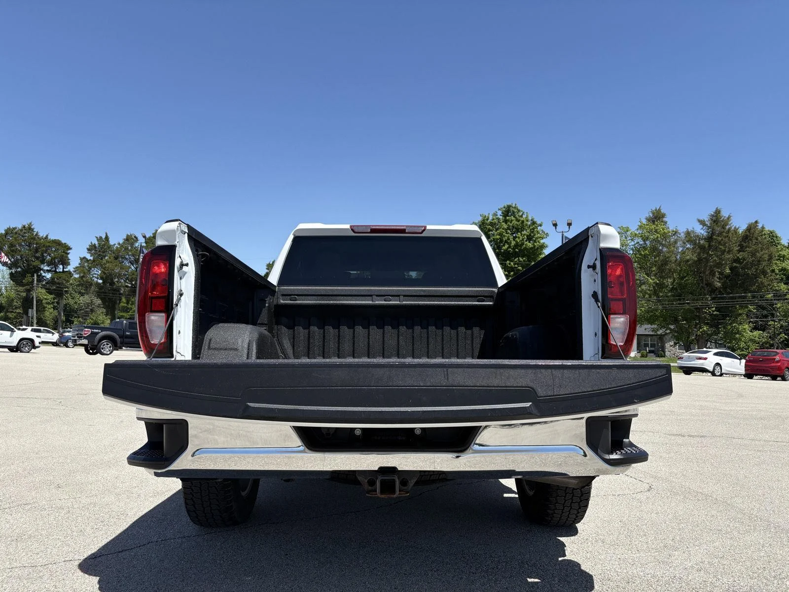 Used 2023 Summit White GMC Pro image 15