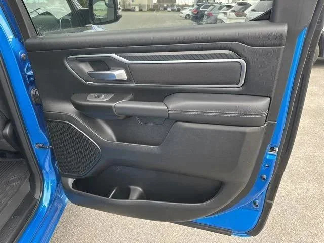 New 2026 Hydro Blue Pearl-Coat Exterior Paint RAM BIG HORN image 13