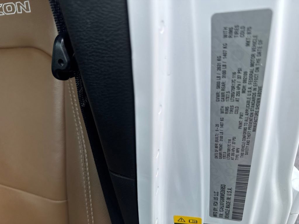 Used 2021 Bright White Clearcoat Jeep Unlimited Rubicon image 22