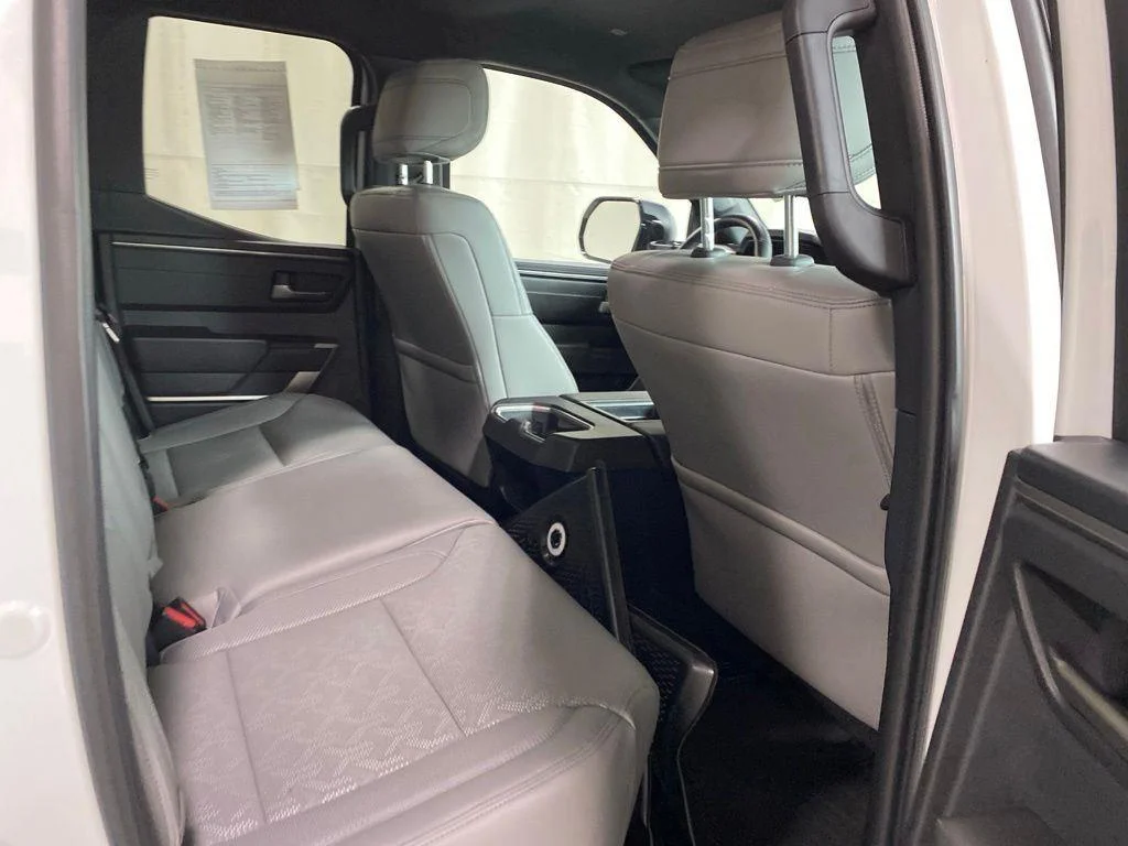 Used 2025 Ice Toyota SR5 image 16