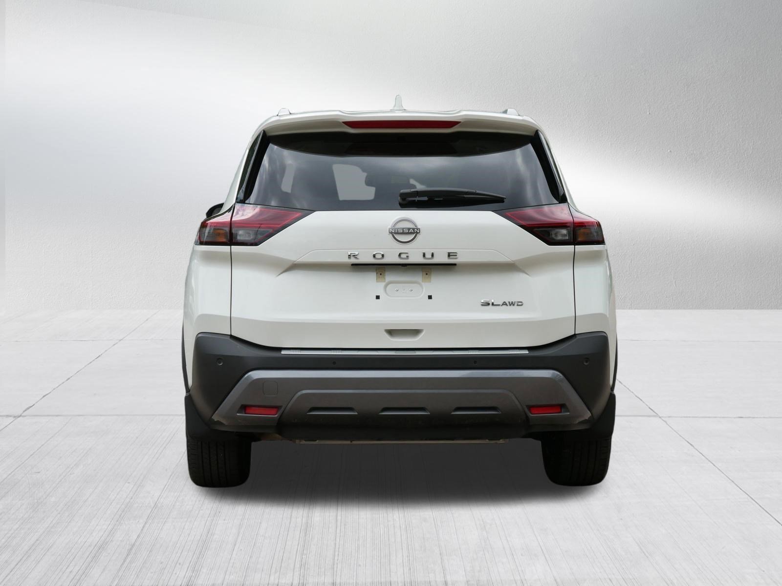 Certified Used 2023 Pearl White Tricoat Nissan SL image 6