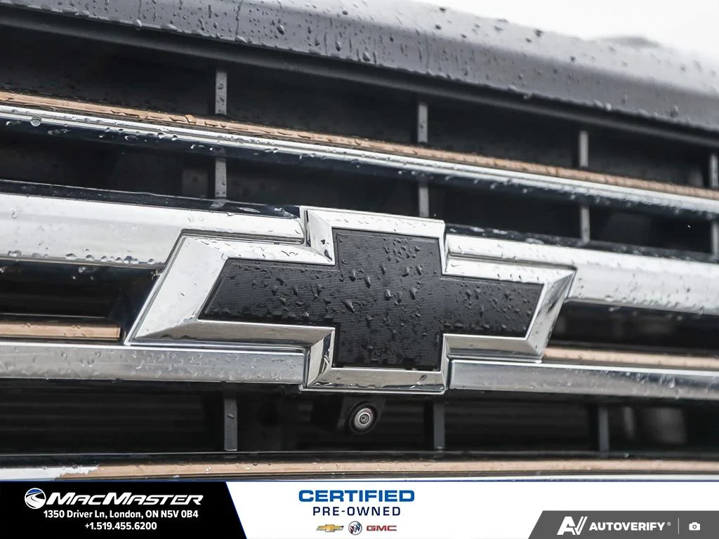 Certified Used 2022  Chevrolet High Country image 12