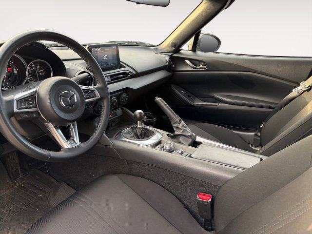 Used 2022 Silver Mazda Sport image 11