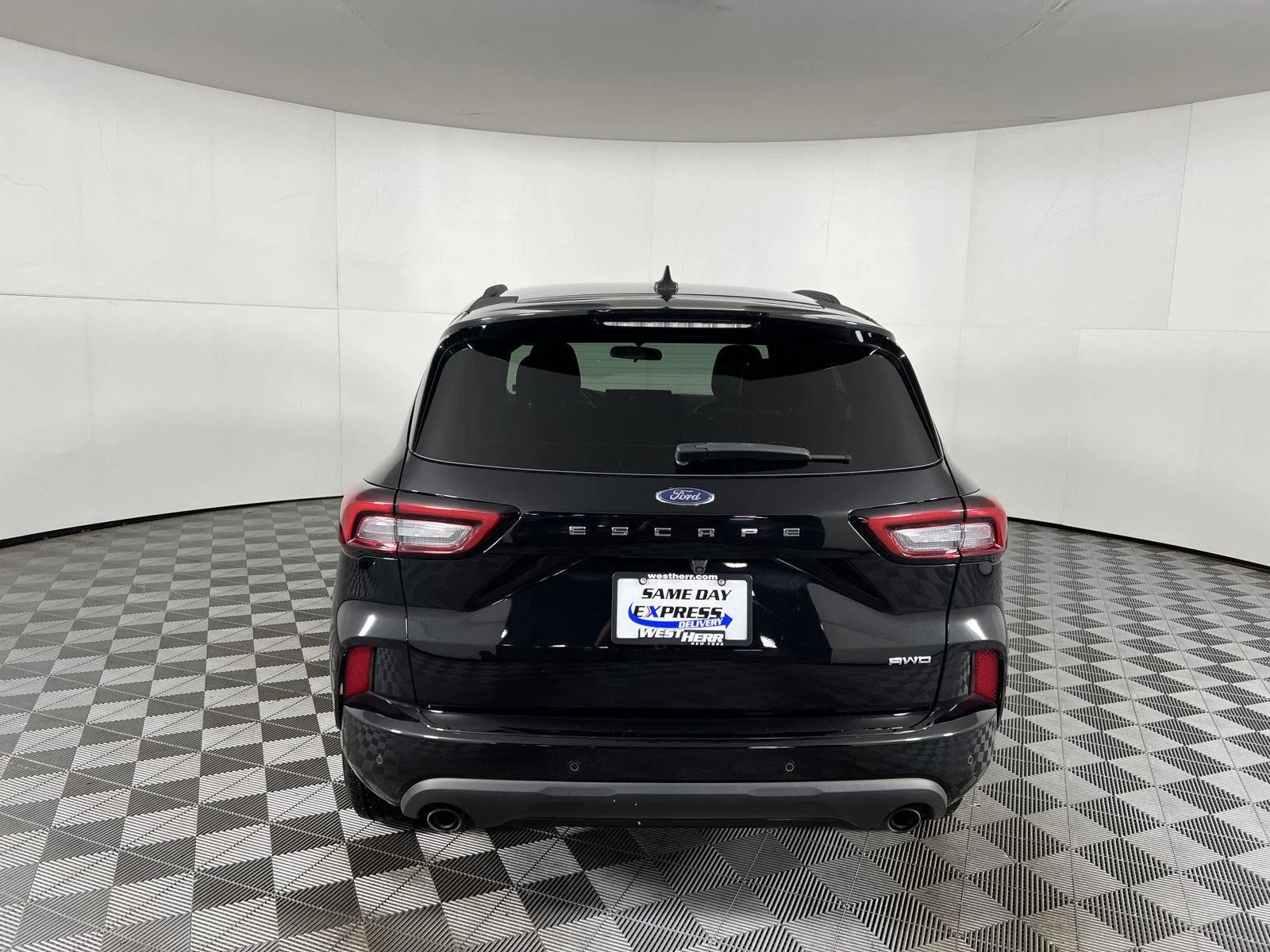 Used 2023 Agate Black Ford ST-Line image 3