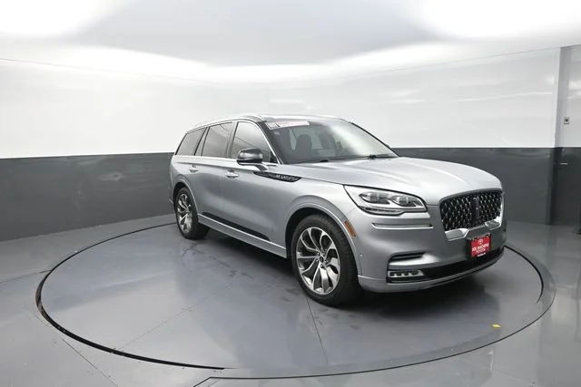 Used 2022 Silver Lincoln Grand Touring image 37