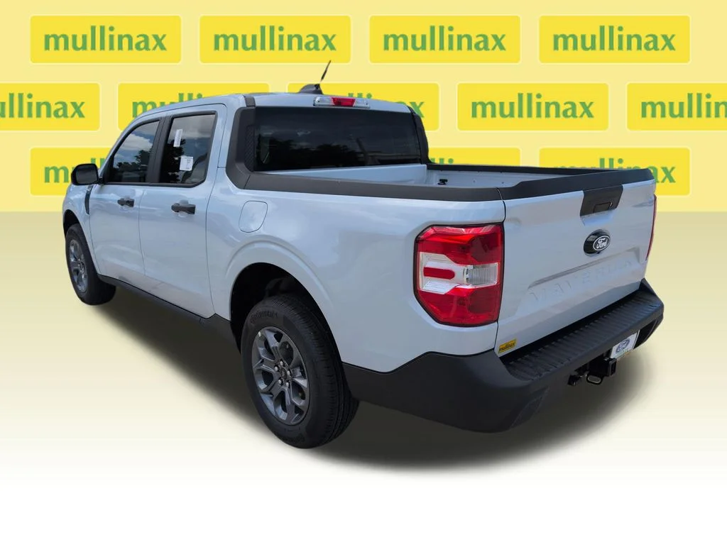 New 2026 White Ford XLT image 9