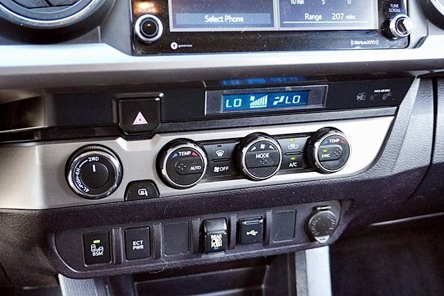 Used 2021 Black Toyota SR5 image 28