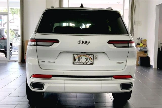 Used 2021 White Jeep Summit image 4