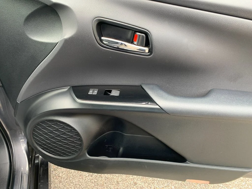 Used 2022 Gray Toyota XLE image 19