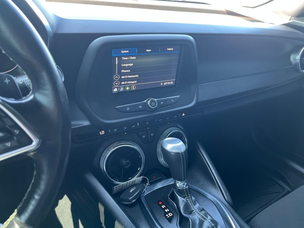 Used 2019 Black Chevrolet 1LT image 16