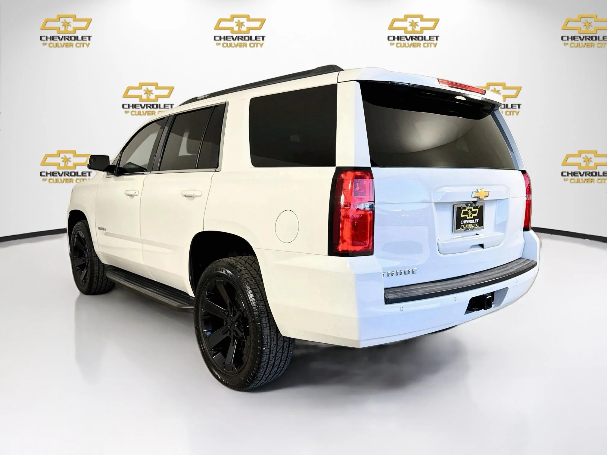 Used 2018 SUMMIT WHITE Chevrolet LS image 6