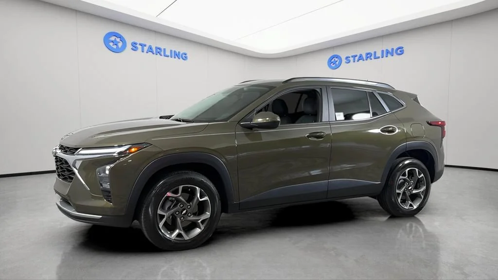 2024 Chevrolet Trax LT - Photo 8