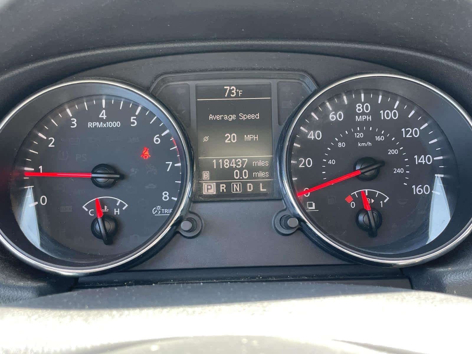 Used 2014 Platinum Graphite Nissan S image 3