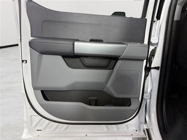 New 2026 Oxford White Ford F-350® XLT image 69