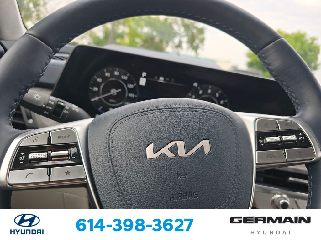 Used 2024 Black Kia SX-Prestige image 23