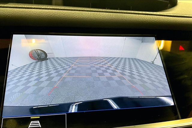 Used 2022 Dark Moon Blue Metallic Cadillac Luxury image 29