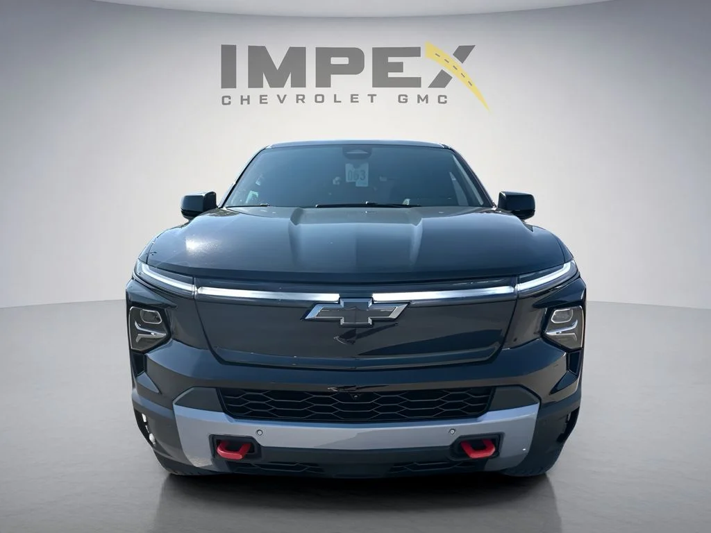 Used 2026 Black Chevrolet Trail Boss image 7
