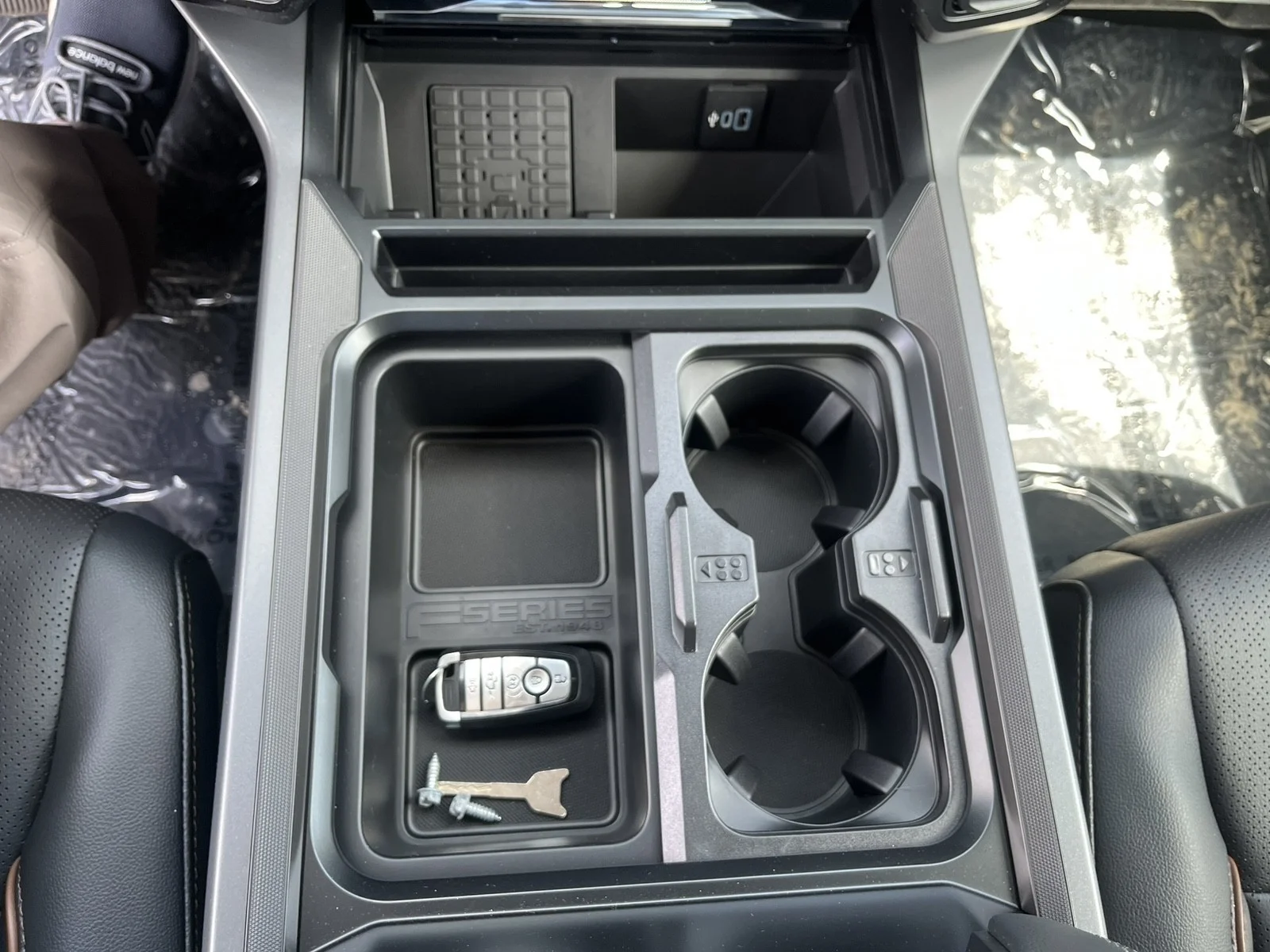 New 2026 Glacier Gray Metallic Tri-Coat Ford LARIAT image 19