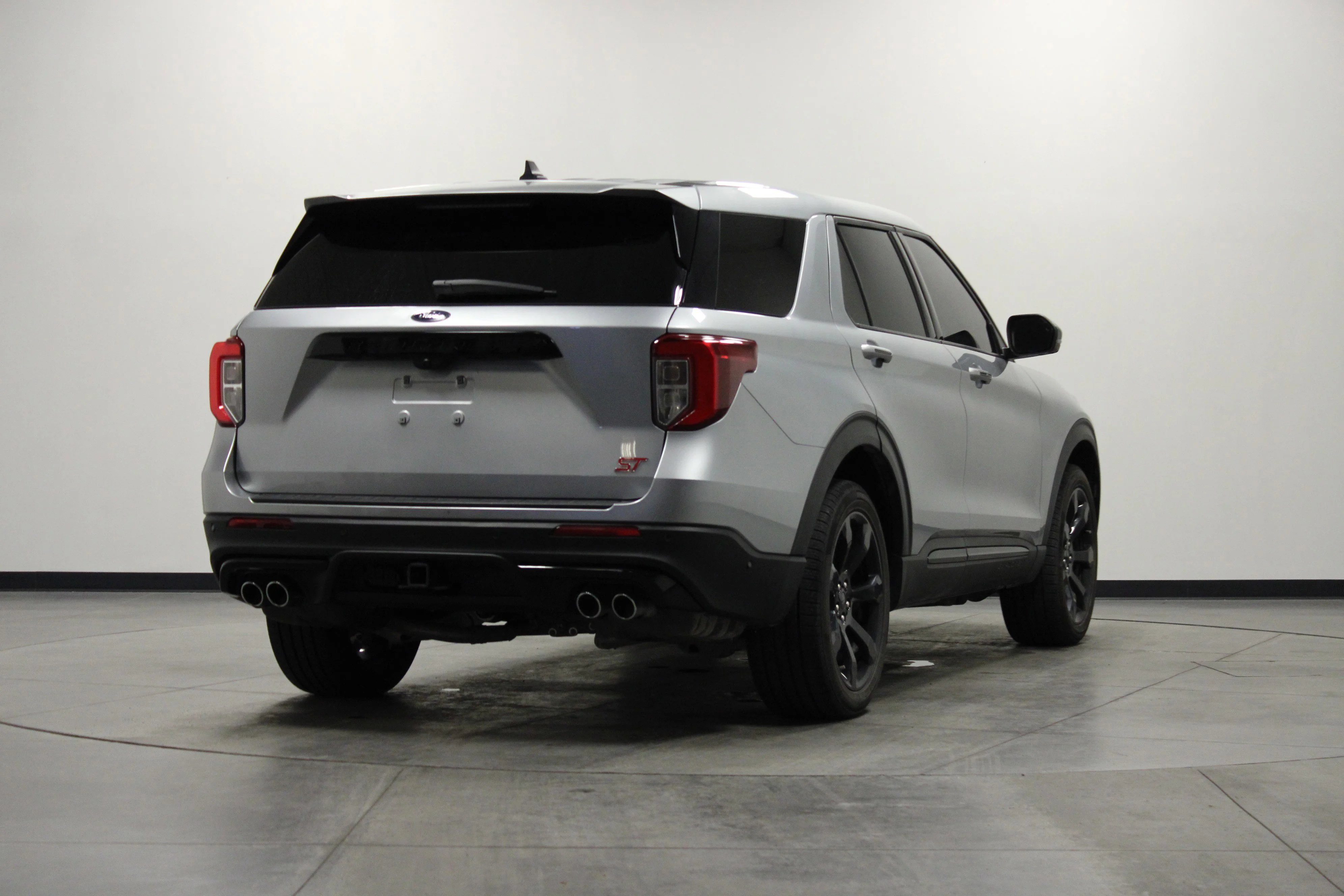 Used 2022 Silver Metallic Ford ST image 4