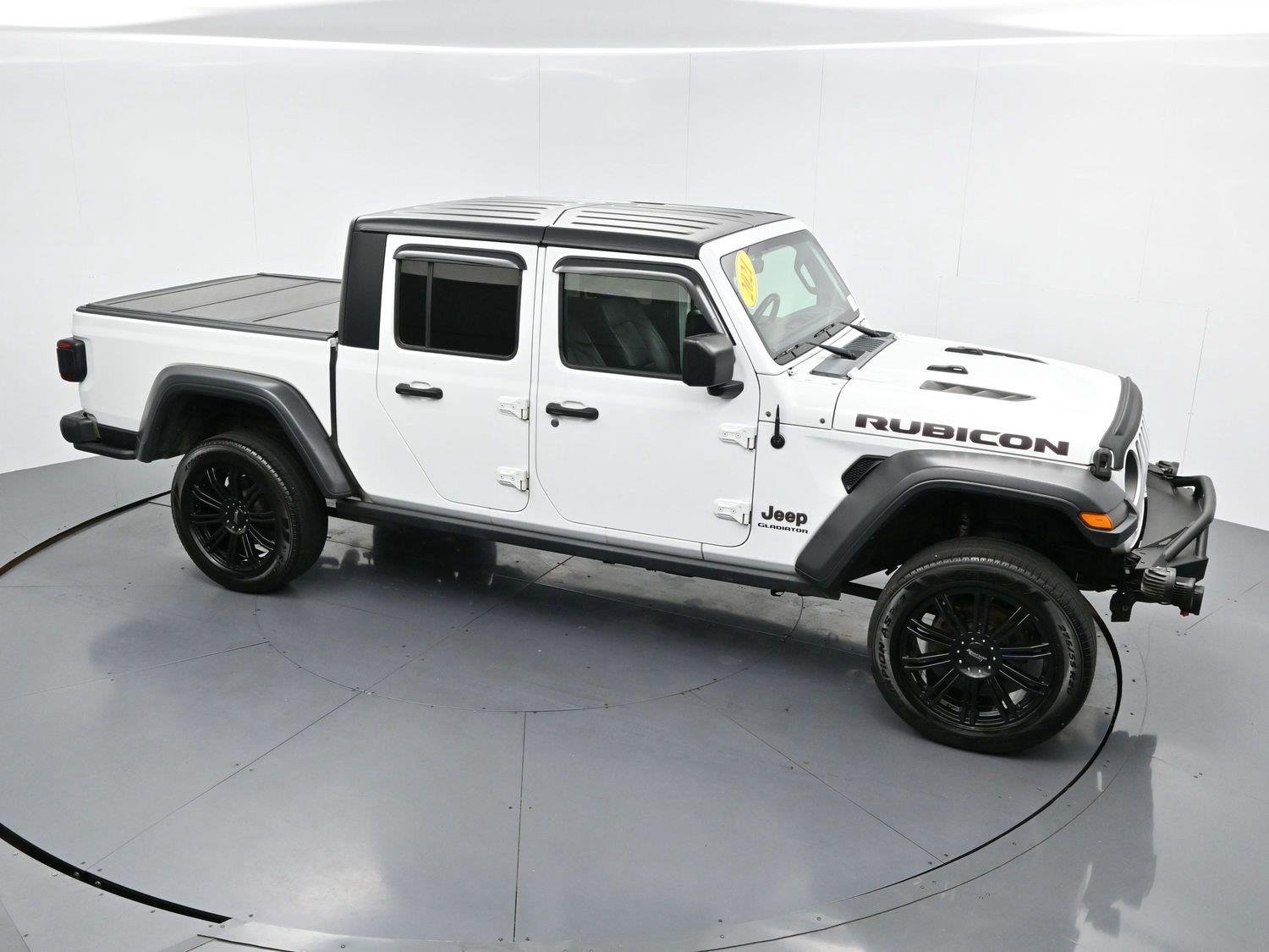 Used 2021 Bright White Clearcoat Jeep Rubicon image 36