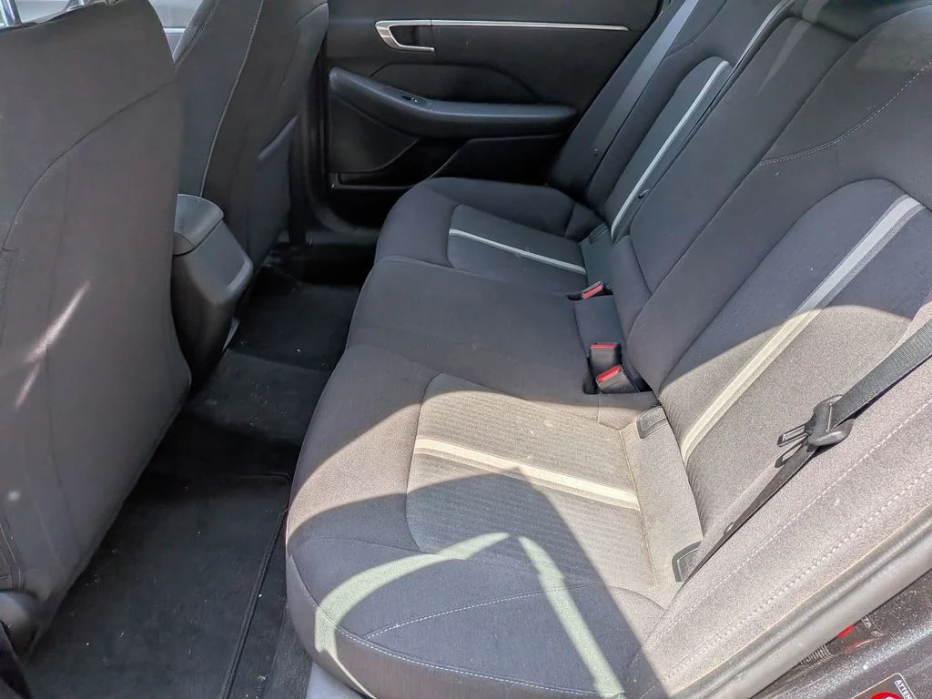 Used 2022 Gray Hyundai SEL image 29