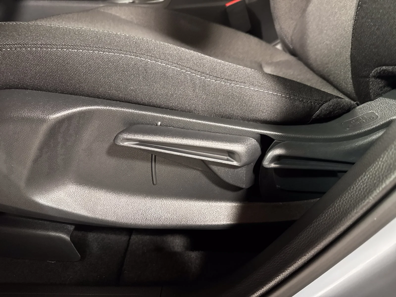 New 2026 Urban Gray Pearl Honda LX image 12