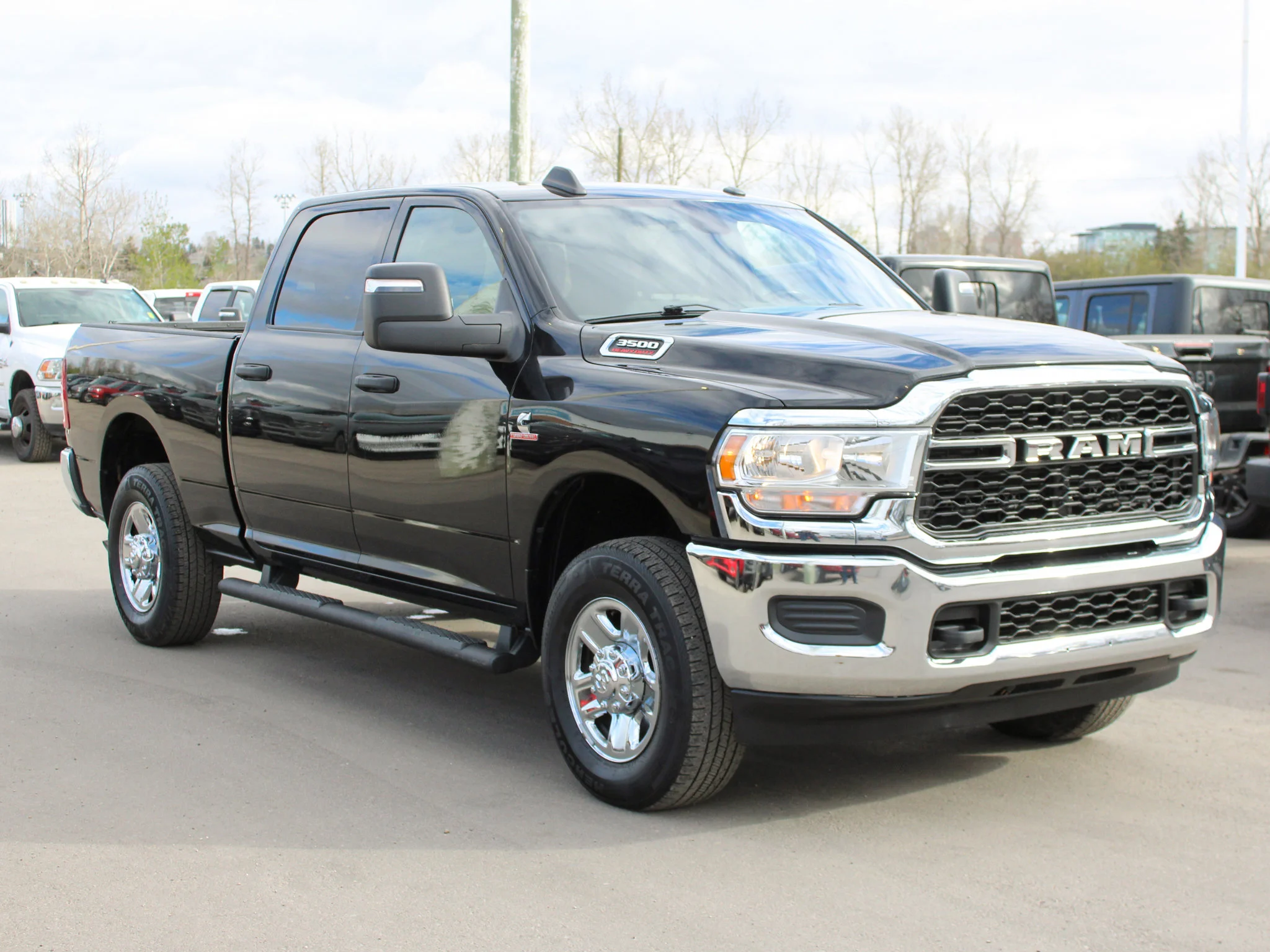 Certified Used 2023 Black RAM Tradesman * No Accidents | Diesel | Rear Air Suspension | Bedliner | Apple CarPlay | Backup Camera image 9