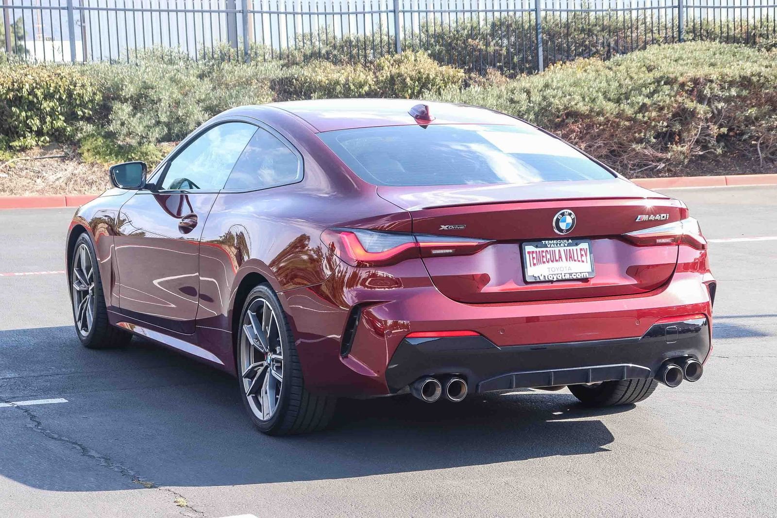 Used 2022 Aventurin Red Metallic BMW M440i xDrive image 5
