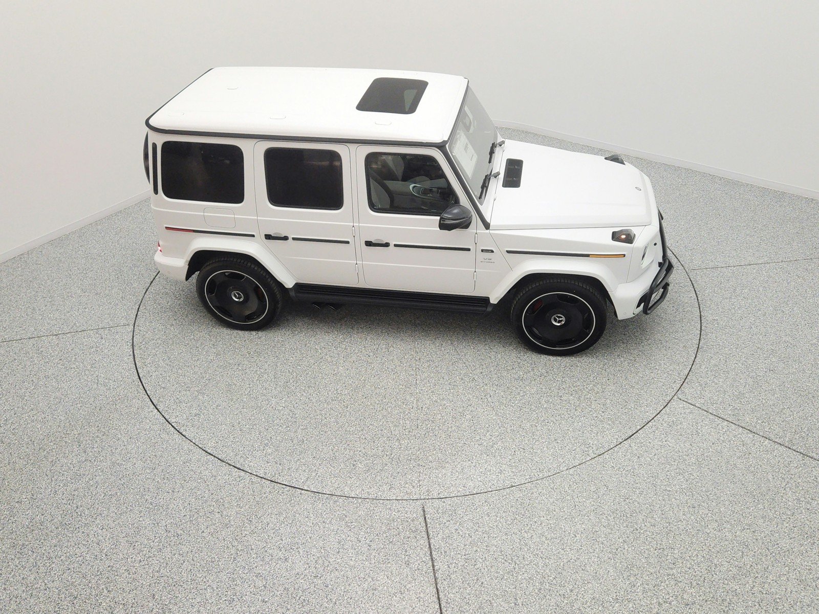 New 2026 MANUFAKTUR Moonlight White Magno Mercedes-Benz AMG® G 63 SUV image 12
