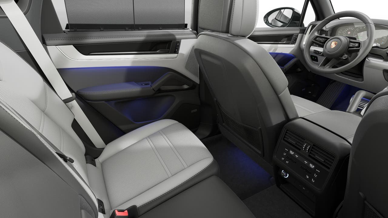 New 2026 Chromite Black Metallic Porsche S E-Hybrid image 14