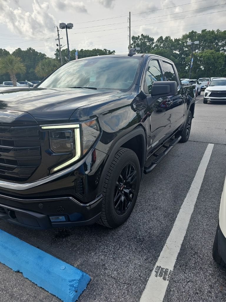 2023 GMC Sierra 2WD Crew Cab Short Box Elevation's photo
