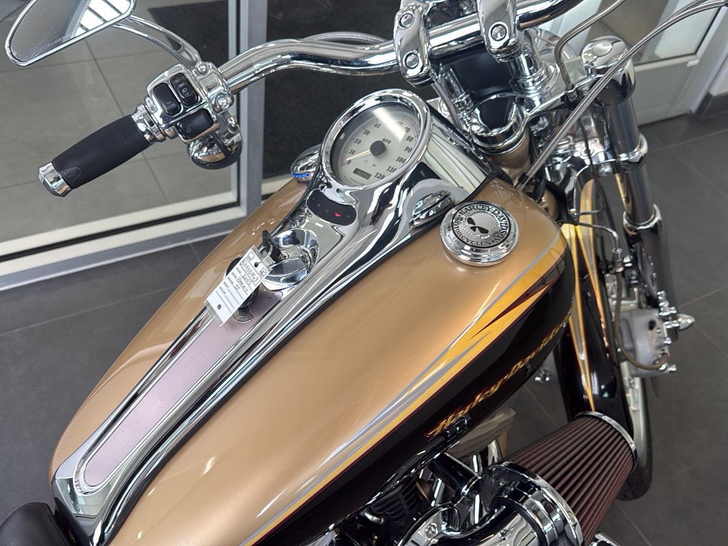 Used 2003 gold Harley Davidson Screaming Eagle image 8