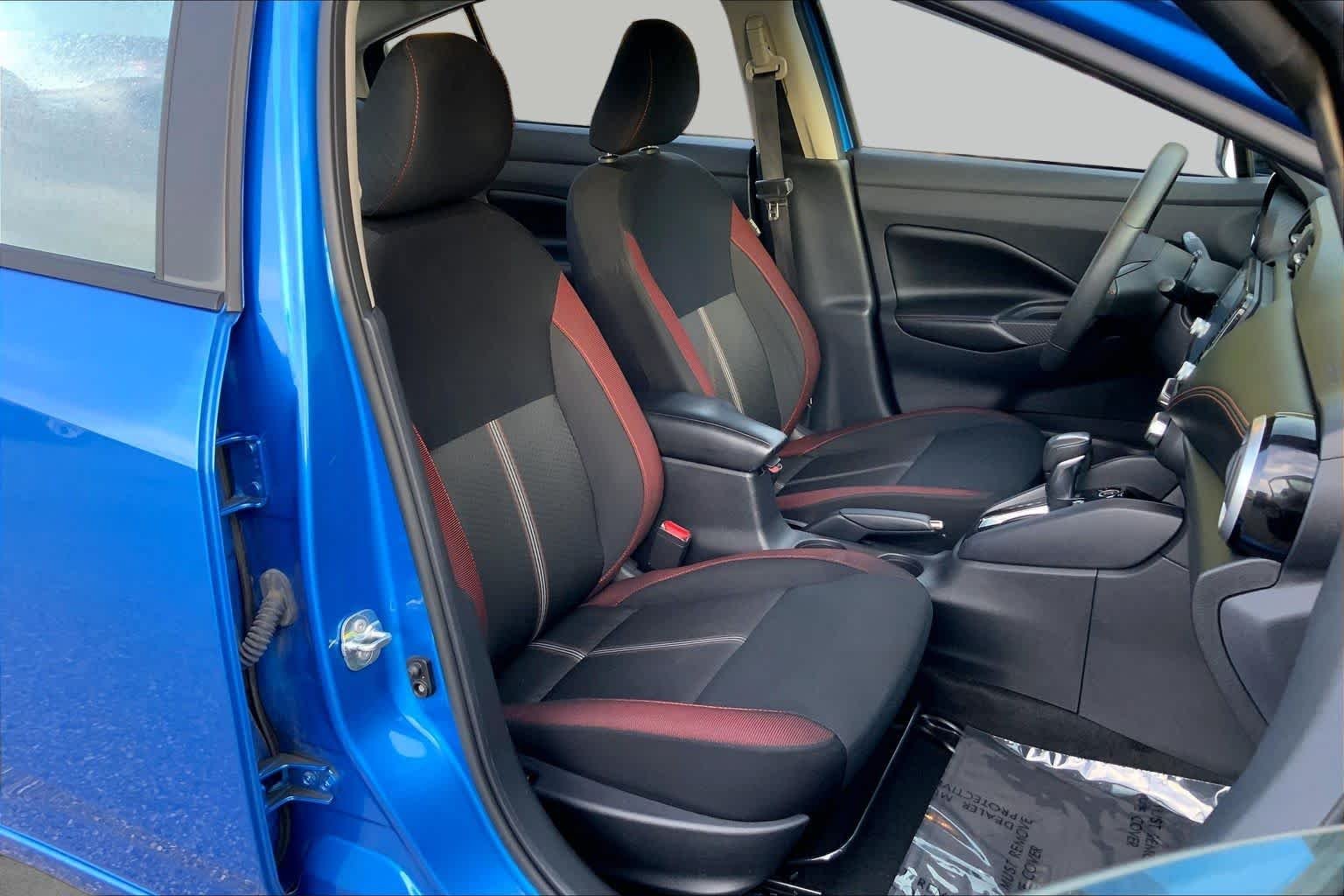 Used 2024 Electric Blue Metallic Nissan SR image 8