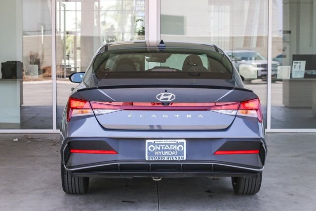 Certified Used 2025 Gray Hyundai SEL Sport image 8