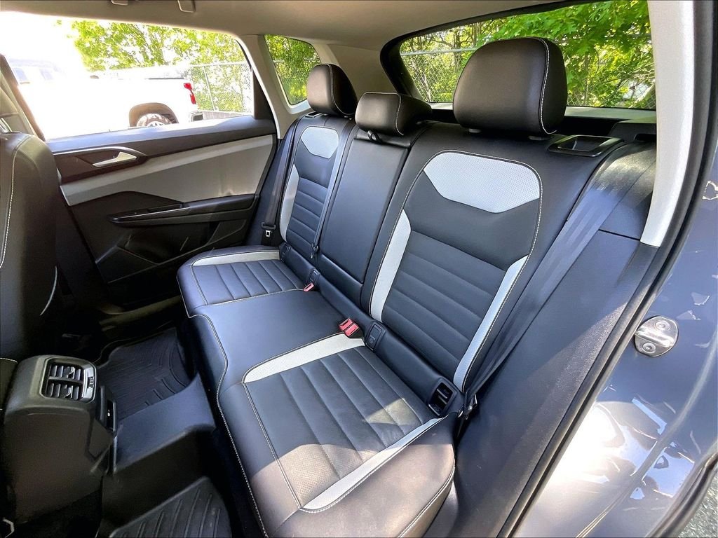 Certified Used 2023 Gray Volkswagen 1.5T SEL image 15