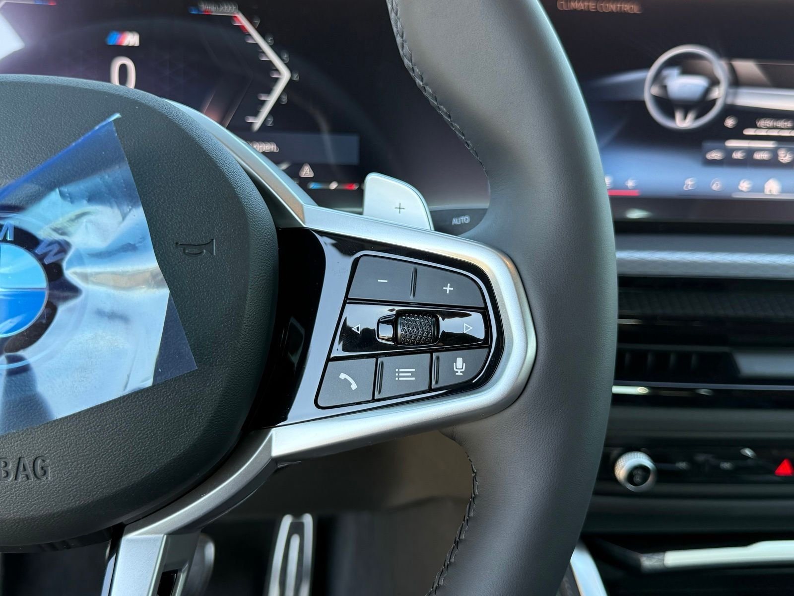 New 2026 Mineral White Metallic BMW 430i image 23