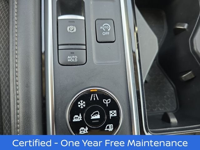 Certified Used 2025 White Nissan SV image 29