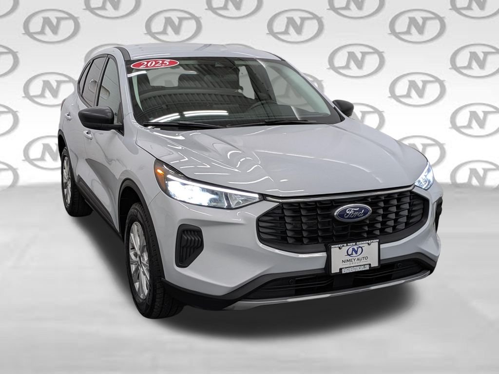 Used 2025 Red Ford Active image 21